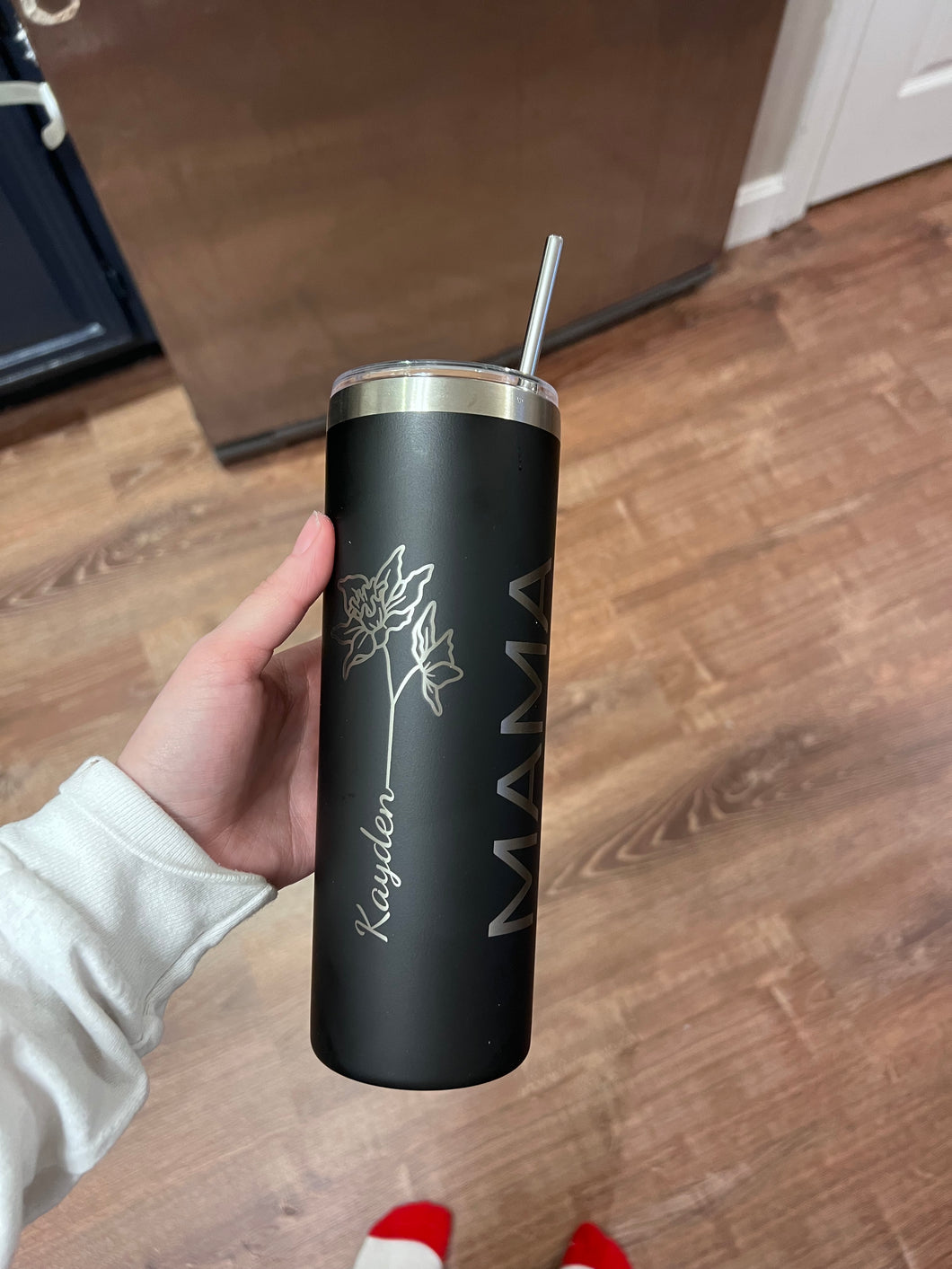 Engraved 20oz tumblers mama with birth flower